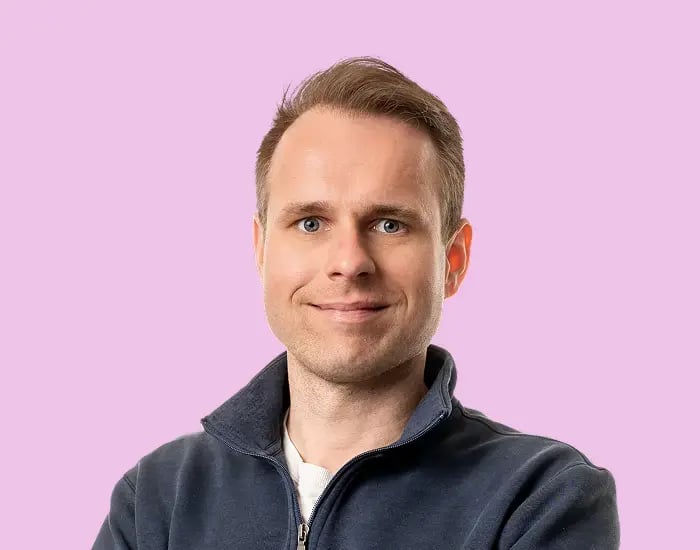 guus-verbeek-rose-small